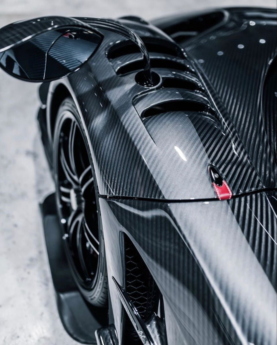 16 Pro 3k Twill Genuine Glossy Carbon Fiber Case